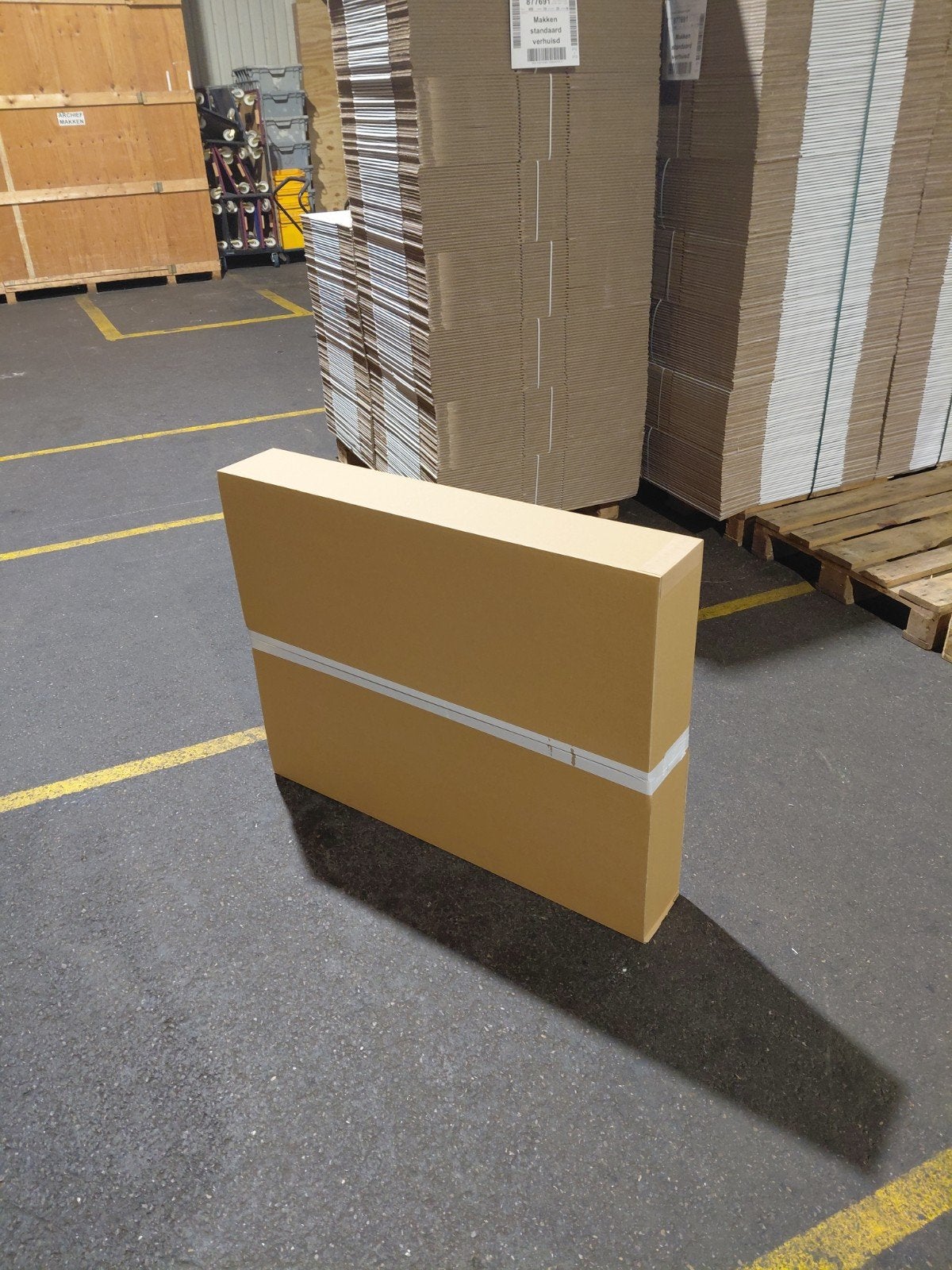 Platte Verhuisdoos: perfect voor schilderijen/tv's, Ophalen, Overige materialen, Minder dan 4 cm, Minder dan 5 m²