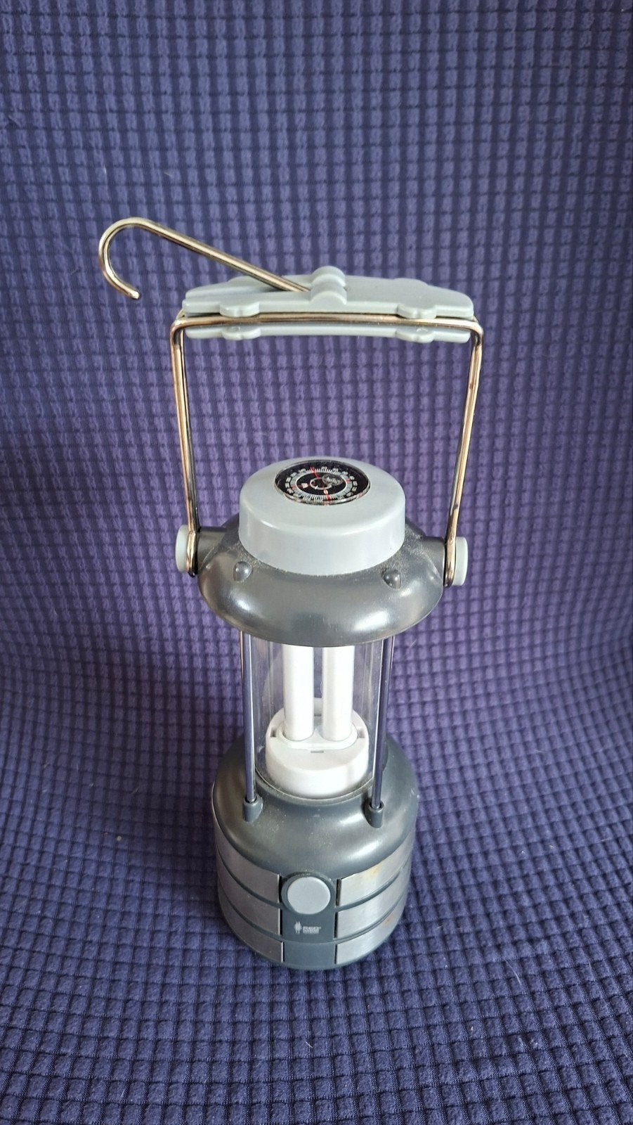Campinglamp/Tafellamp met Kompas - Werkt op 4 Batterijen, Ophalen of Verzenden, Zo goed als nieuw