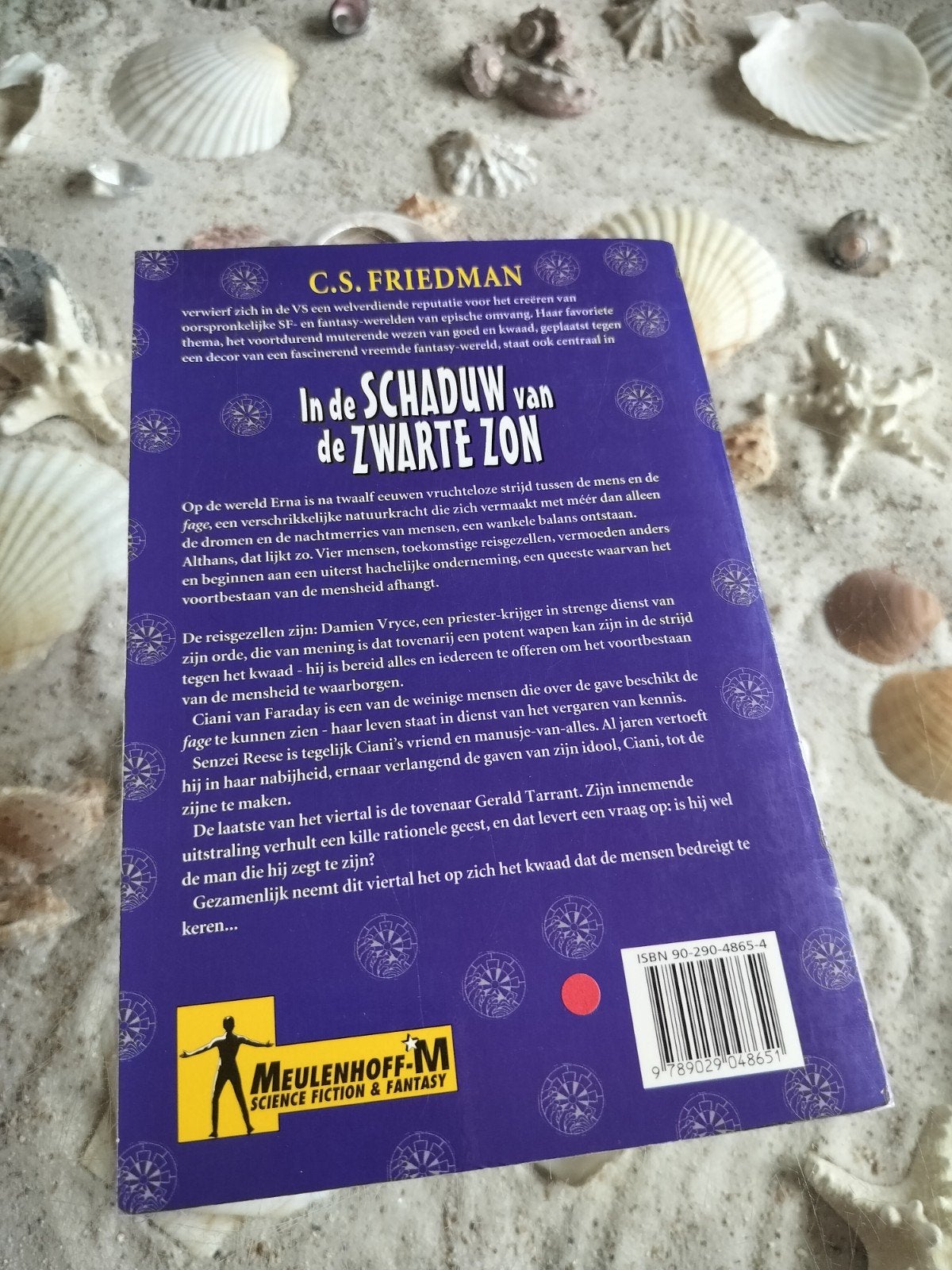 C.S. Friedman - In de schaduw van de zwarte zon, Boeken, Ophalen of Verzenden, Zo goed als nieuw, C.S. Friedman