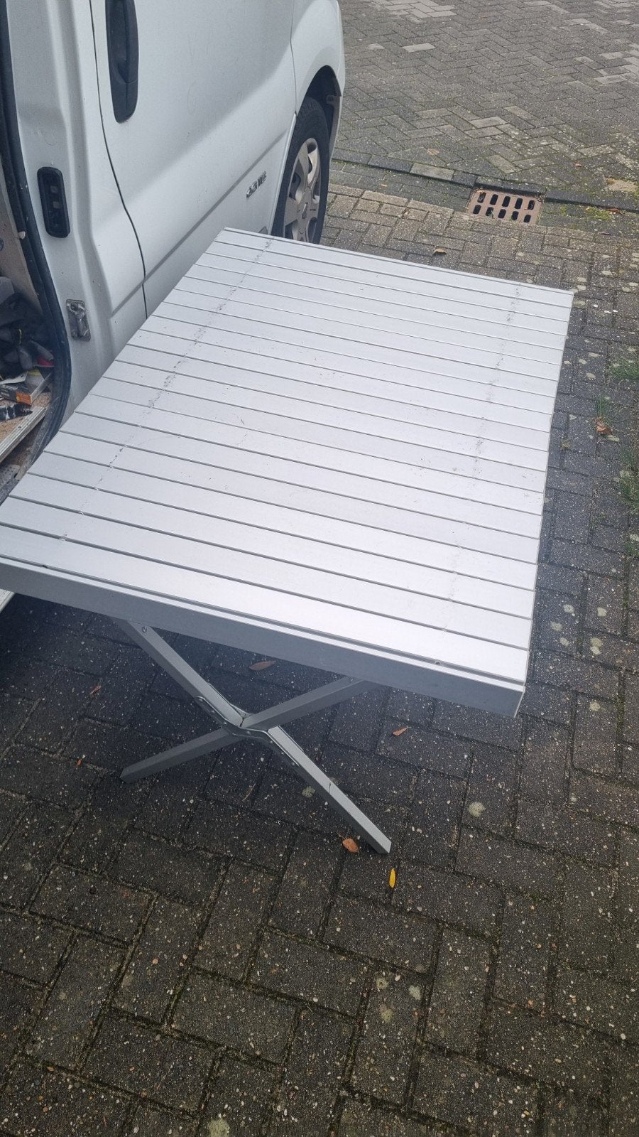 Opvouwbare campingtafel - Ideaal voor onderweg!, Ophalen, Gebruikt, Campingtafel