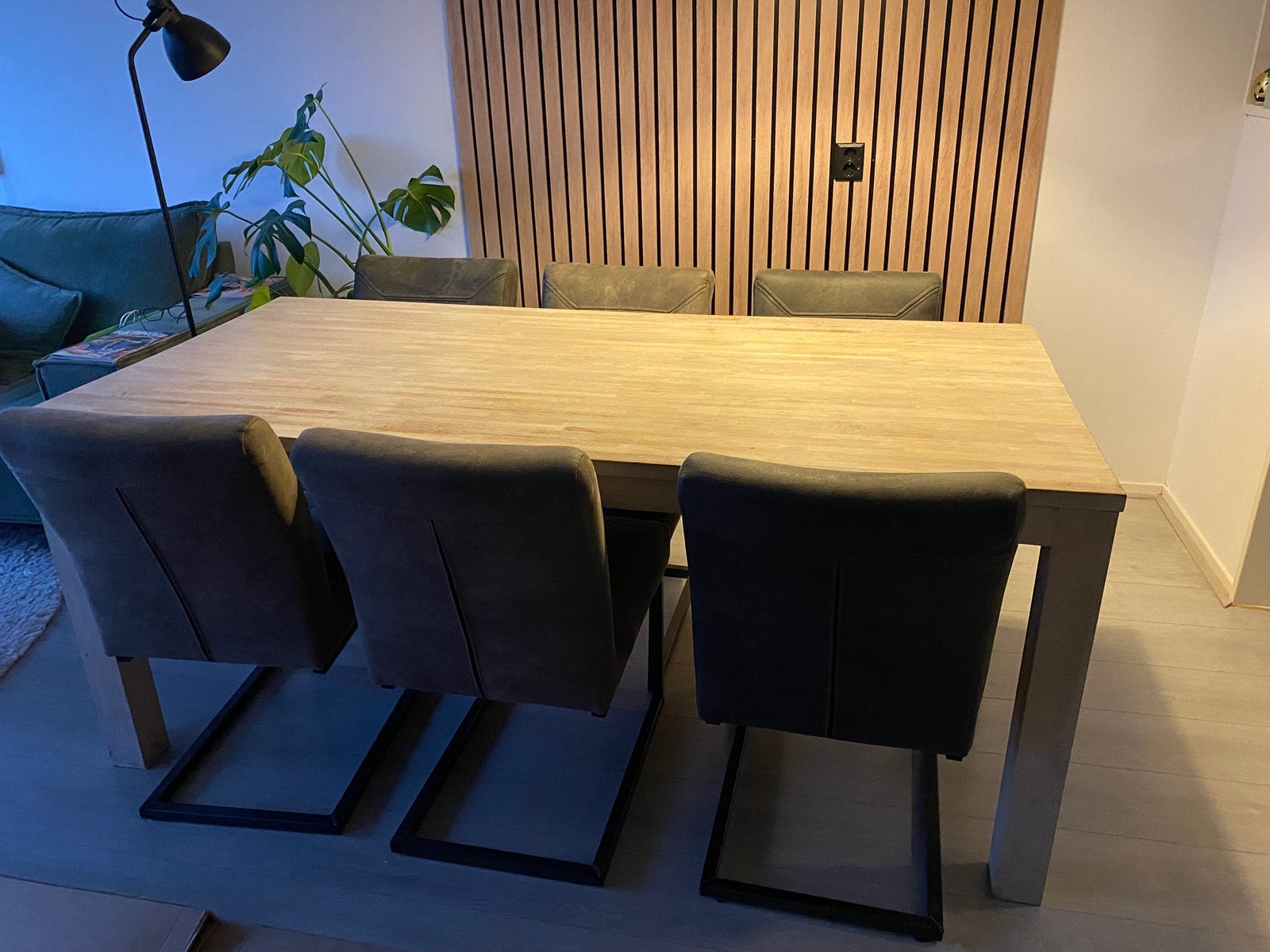 Houten 6 pers eettafel, Ophalen, Gebruikt, 50 tot 100 cm, Vijf personen of meer