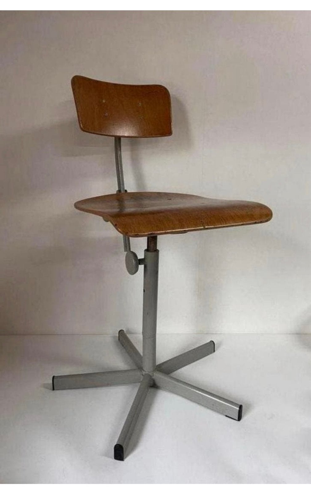 Vintage industriele Ahrend De Cirkel tekenstoel Friso Kramer, Ophalen of Verzenden