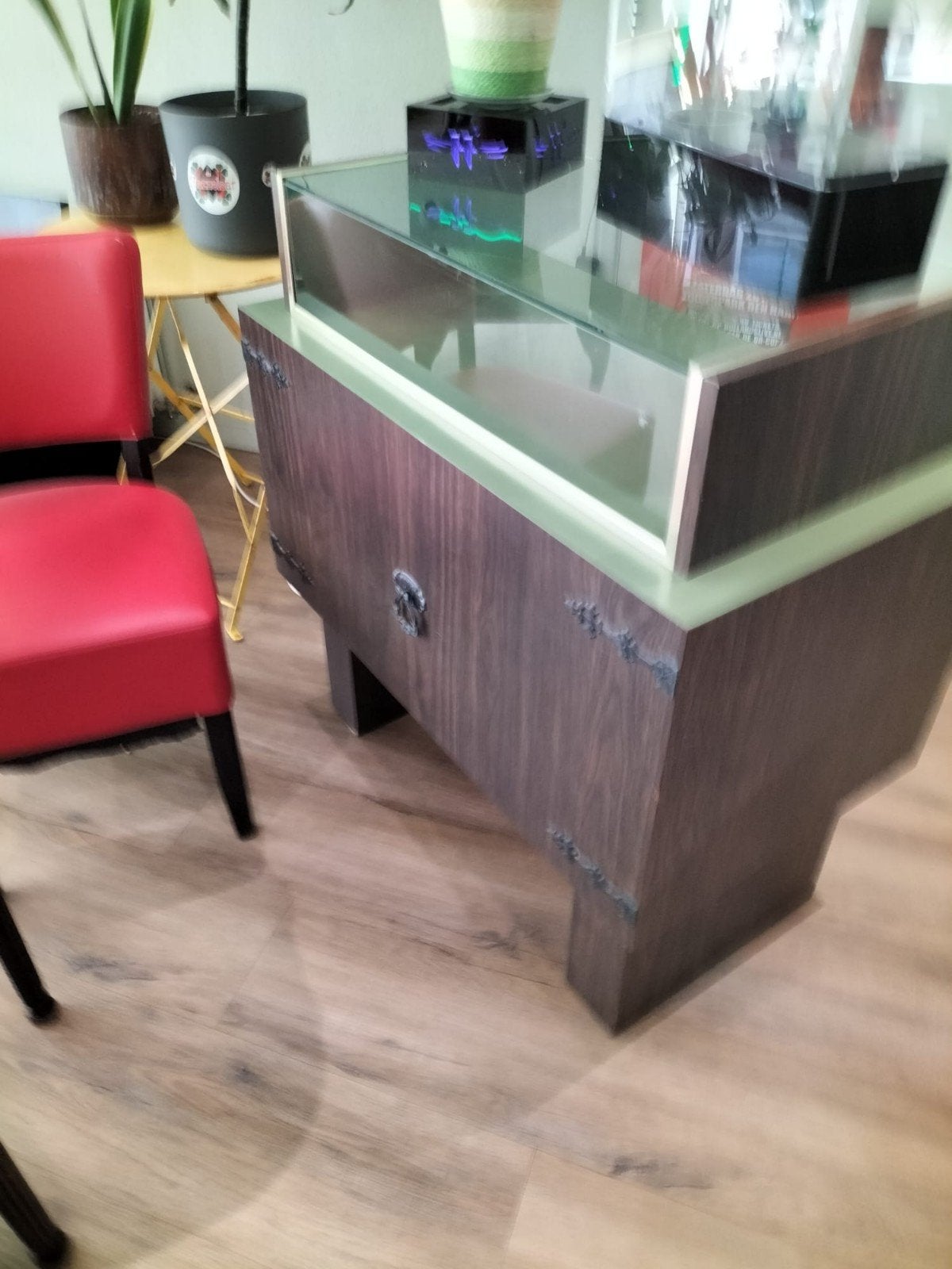 Mooie vitrine, Ophalen, 25 tot 50 cm, 50 tot 100 cm, Minder dan 100 cm