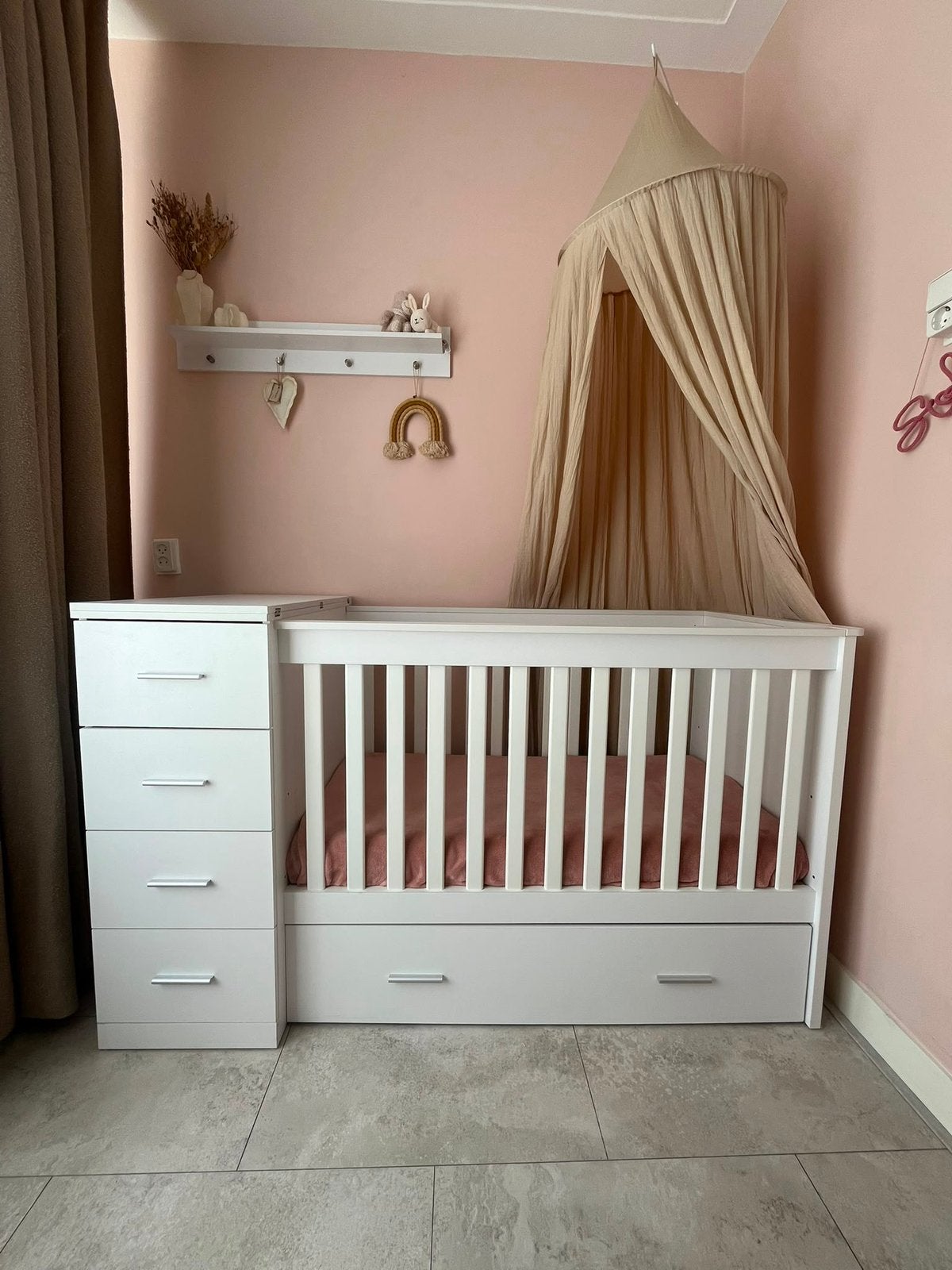 Cabino combi ledikant Memphis + matras, Kinderen en Baby's, Kinderkamer | Complete kinderkamers, Ophalen, Zo goed als nieuw, Jongetje of Meisje