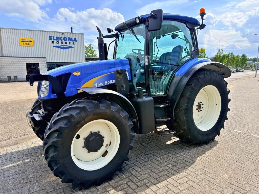 New Holland T6030 Delta Electro Command, Gebruikt, 80 tot 120 Pk, New Holland, 7500 tot 10000