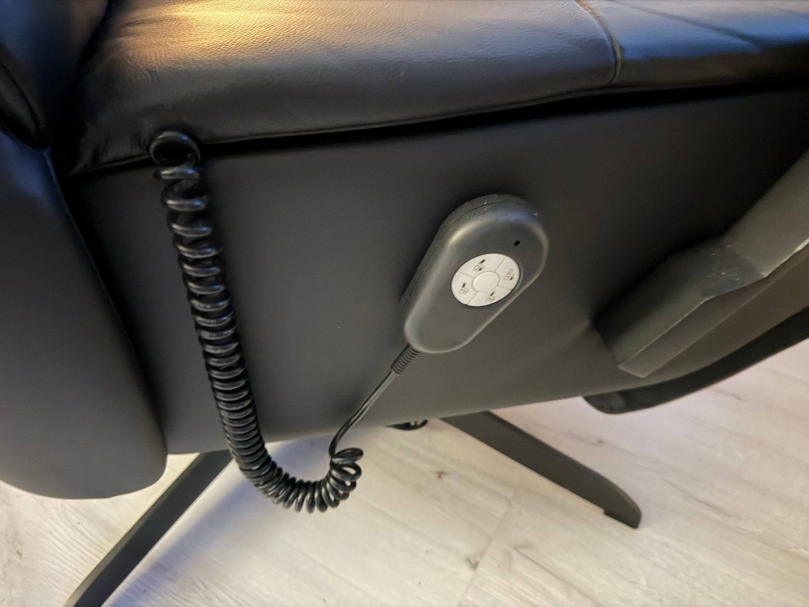 Sta op stoel elektrisch, Huis en Inrichting, Fauteuils, Ophalen, Zo goed als nieuw, 75 tot 100 cm, 50 tot 75 cm