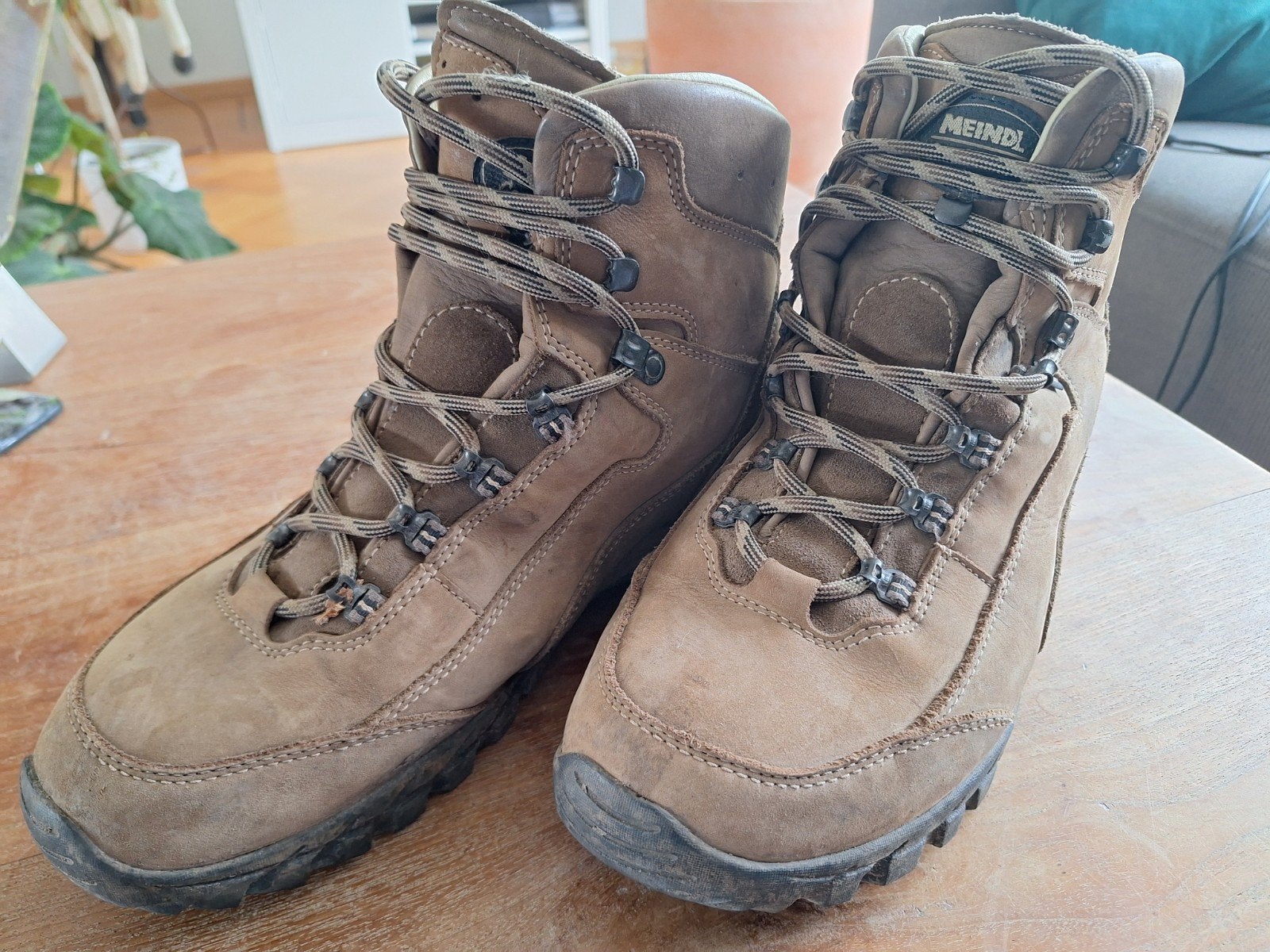Meindl Gore-Tex Wandelschoenen - Maat 46,5, Sport en Fitness, Bergsport en Wandelen, Ophalen, Gebruikt, Schoenen