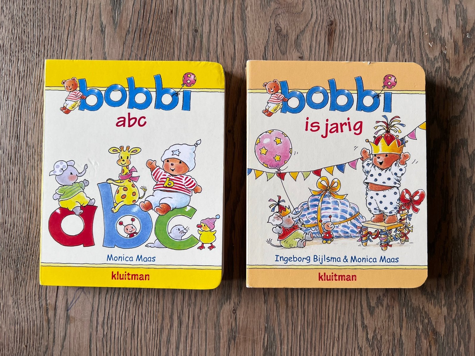 2 kartonnen Bobbi boekjes, Ophalen of Verzenden, Zo goed als nieuw, 2 tot 3 jaar