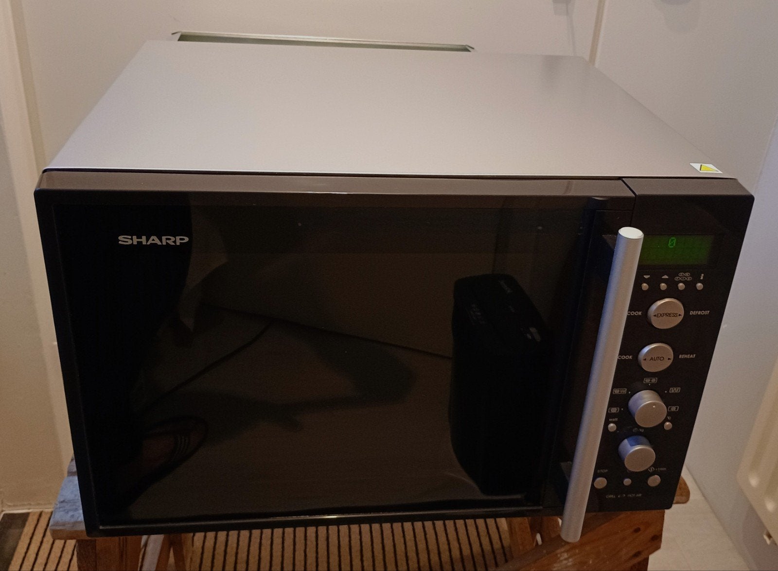 Sharp vrijst. combimagnetron hetelucht grill R-931(BK)W 2019, Witgoed en Apparatuur, Combimagnetron, Gebruikt, Verzenden, .