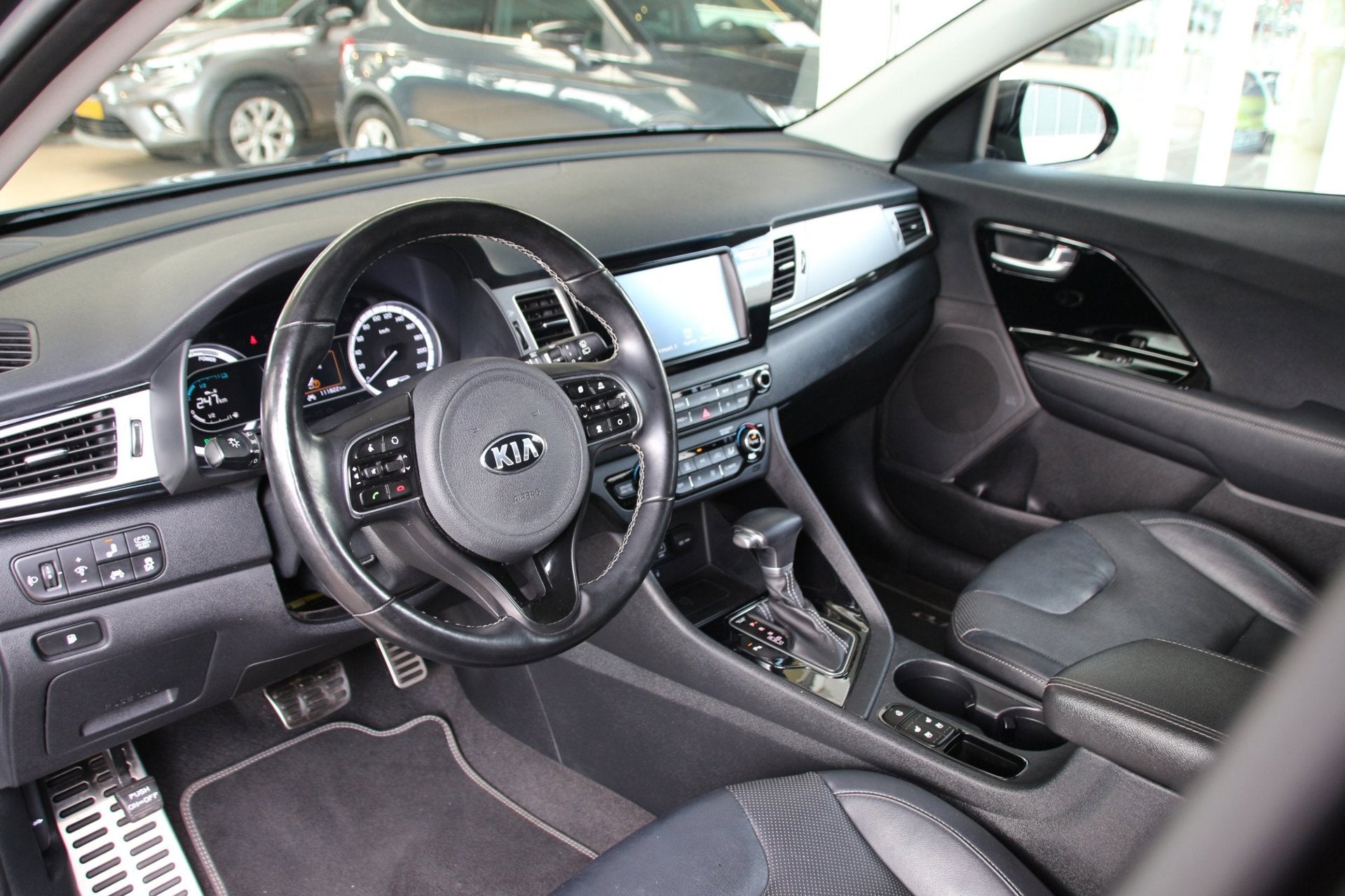 Kia Niro 1.6 GDi Hybrid ExecutiveLine | TREKHAAK | OPEN DAK, Auto's, Gebruikt, 23 km/l, Leder, Adaptive Cruise Control