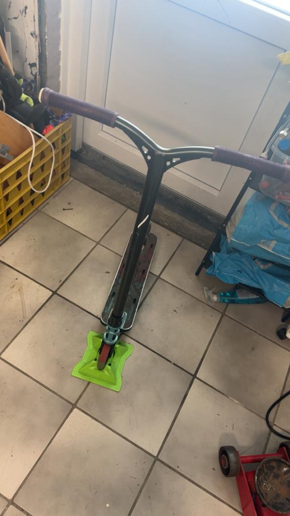 Stuntstep, Fietsen en Brommers, Steps, Ophalen of Verzenden, Zo goed als nieuw, Gewone step