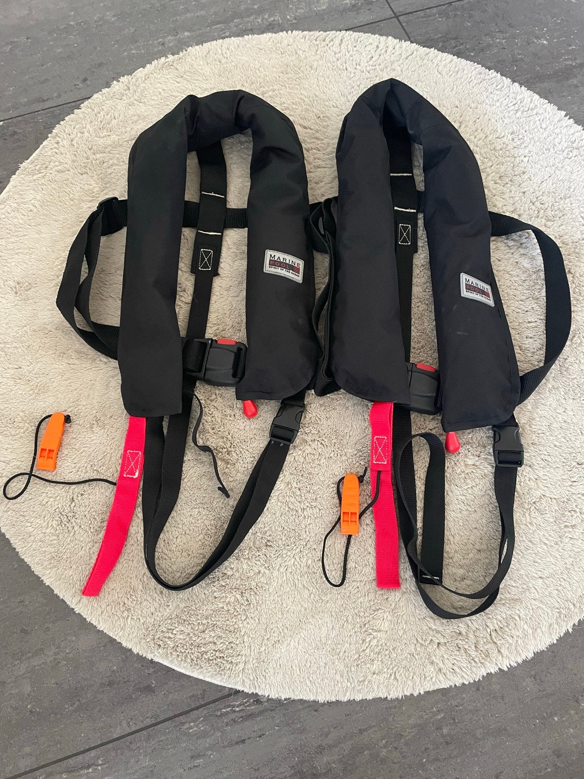 2x Marine Pool Automatisch Reddingsvest - Zwart, Ophalen of Verzenden, Gebruikt, Dame of Heer, Reddingsvest of Zwemvest