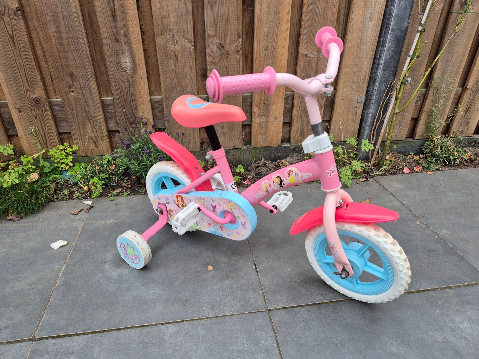 Leuke roze meisjesfiets 10 inch met zijwieltjes, Ophalen, Terugtraprem, Zijwieltjes, Gebruikt