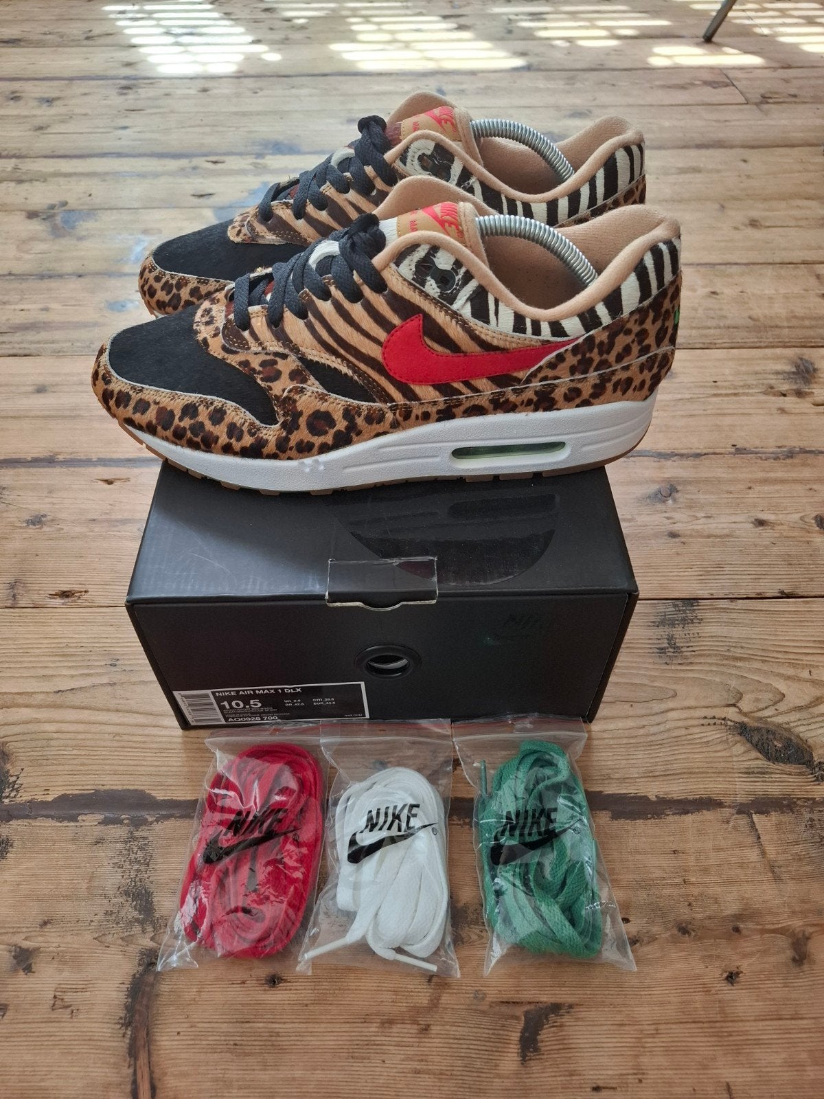 Nike Air Max 1 Atmos Animal Pack 2.0 - Maat 44.5, Kleding | Heren, Schoenen, Overige kleuren, Nike, Ophalen of Verzenden, Sneakers of Gympen