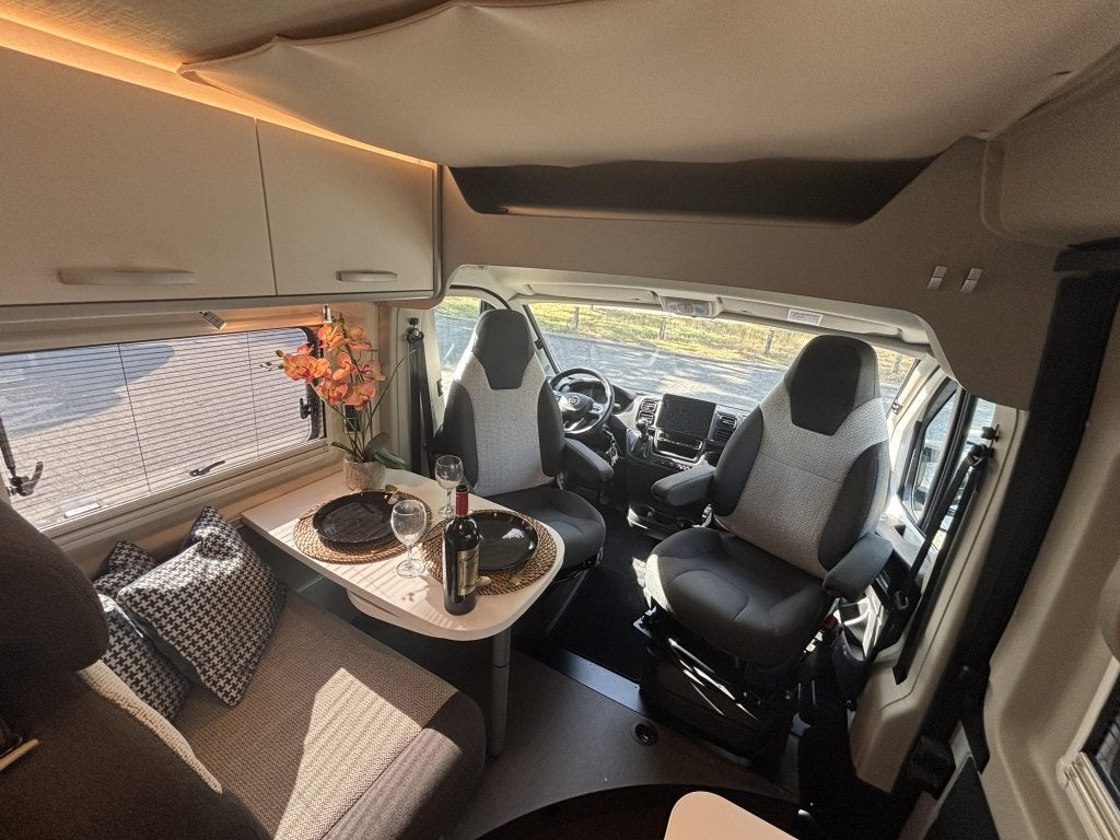 Hymer Free 600 BREEDTEBED+HEFDAK 9-TRAPS AUTOMAAT 2023, Automaat, Ringverwarming, Fiat, Tot en met 2