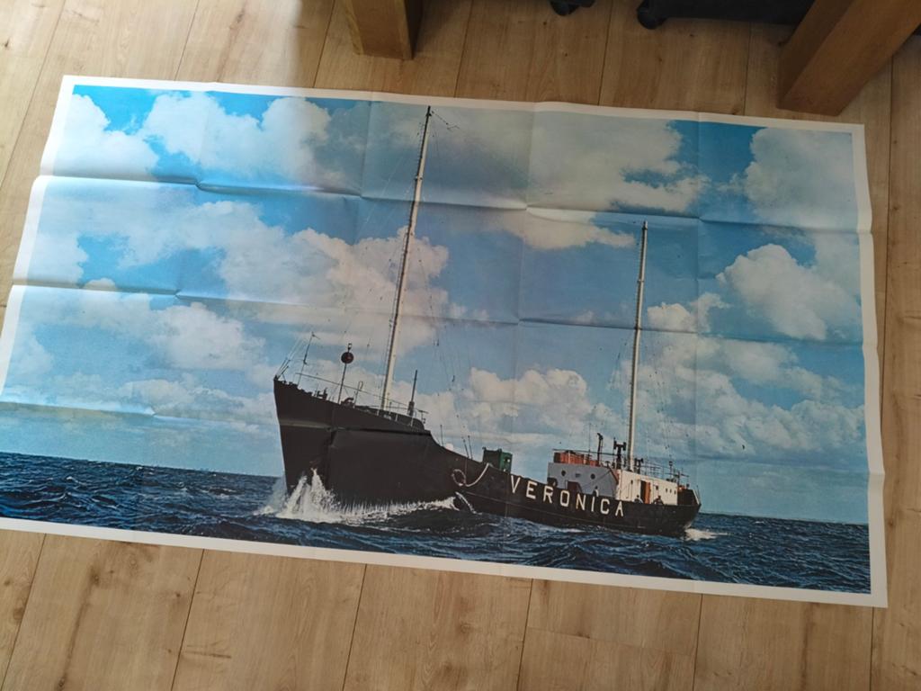 Originele Veronica zendschip poster 90x160 cm, Gebruikt, Deurposter of groter, Rechthoekig Liggend, Ophalen of Verzenden