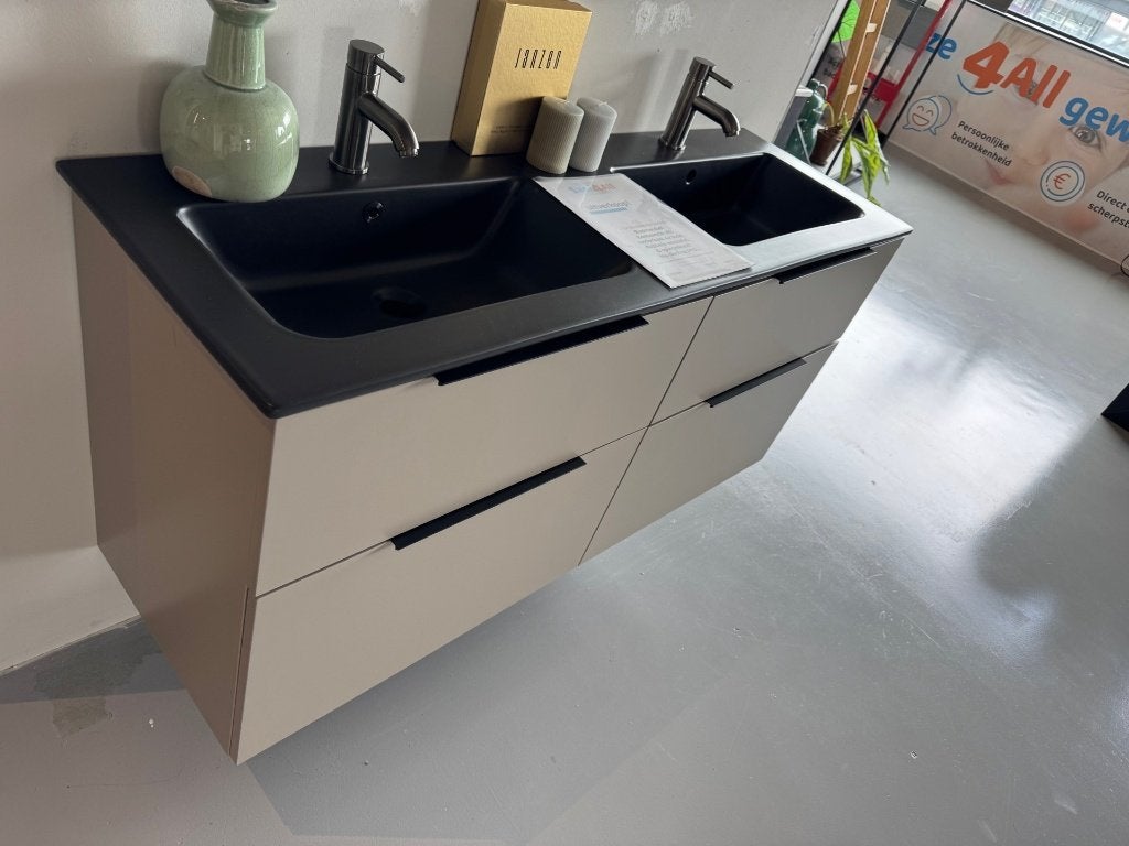 Showroom badkamer meubel, Ophalen, 100 tot 150 cm, Overige typen, Zo goed als nieuw