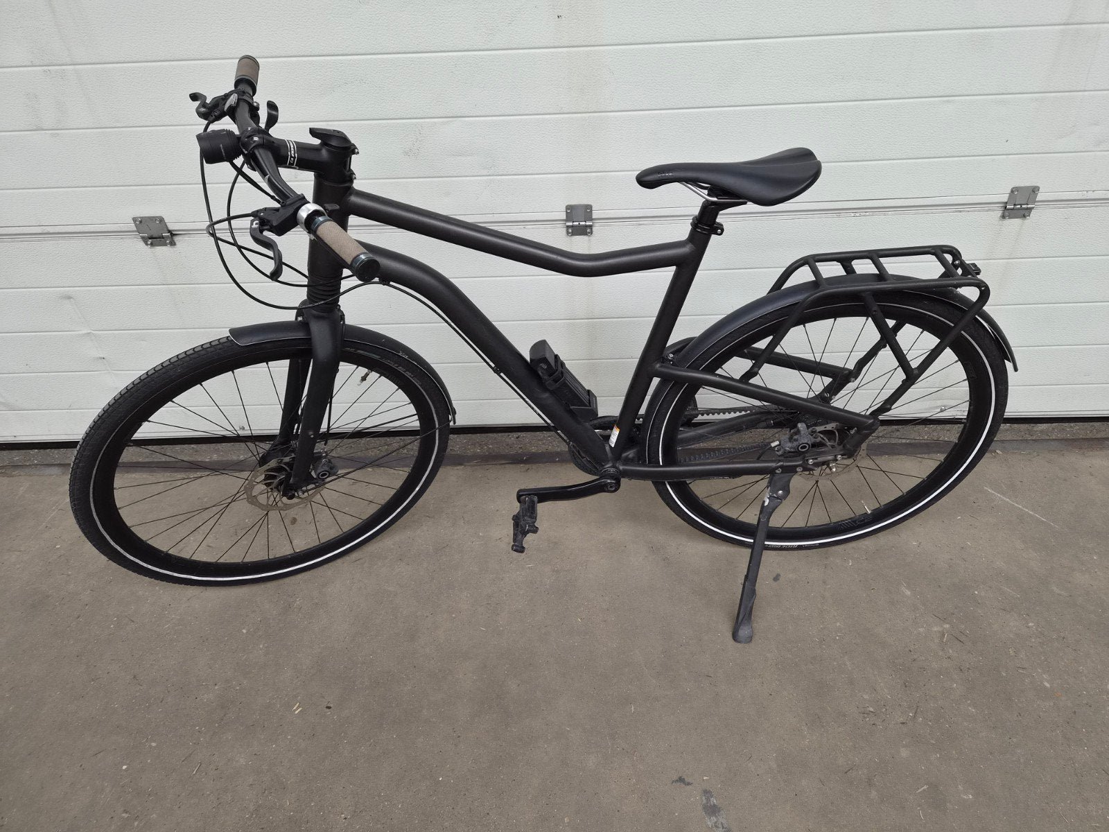 Zwarte stadsfiets, Cannondale Contro 1 Urban Bike, Fietsen en Brommers, Gebruikt, Versnellingen, Schijfrem, 53 tot 57 cm
