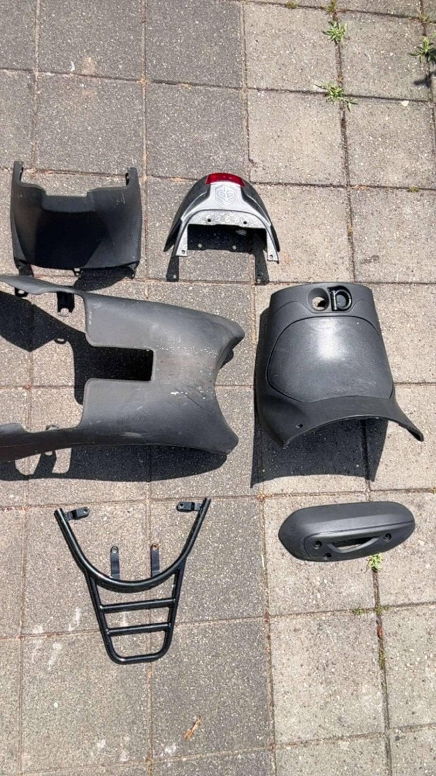 Zip kap onderdelen stuur berichtje bij intresse, Ophalen