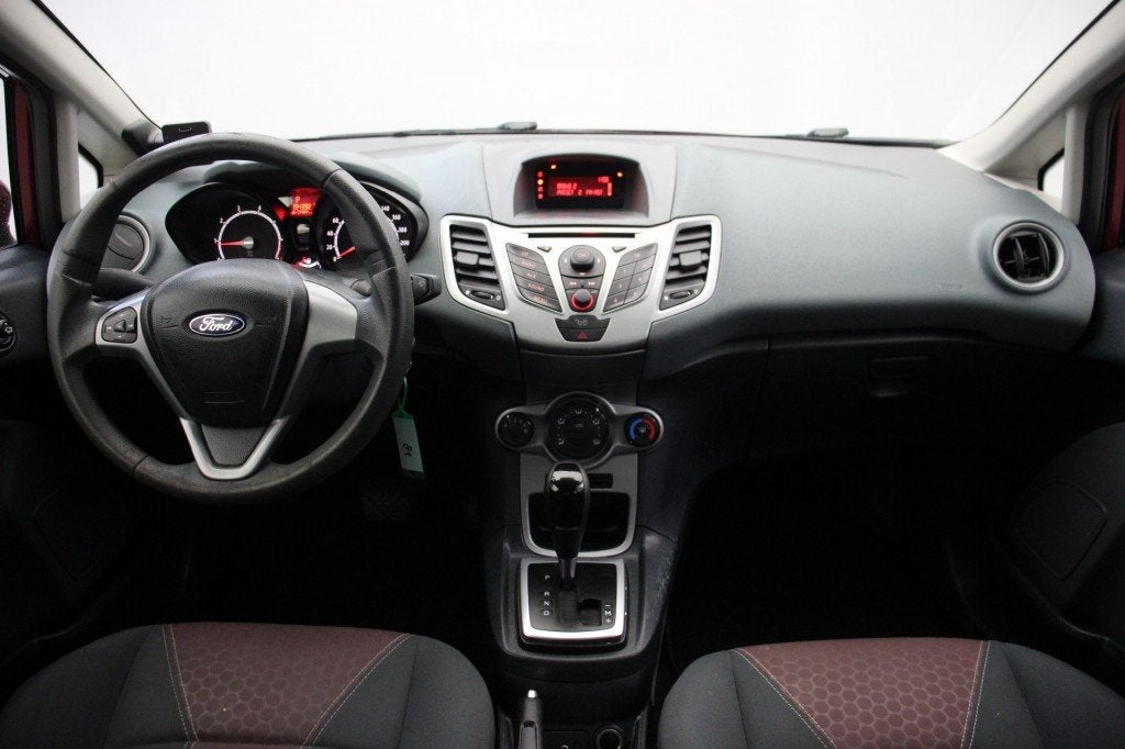 Ford FIESTA 1.4 Ghia Automaat, Automaat, 15 km/l, Huisgarantie, 4 cilinders