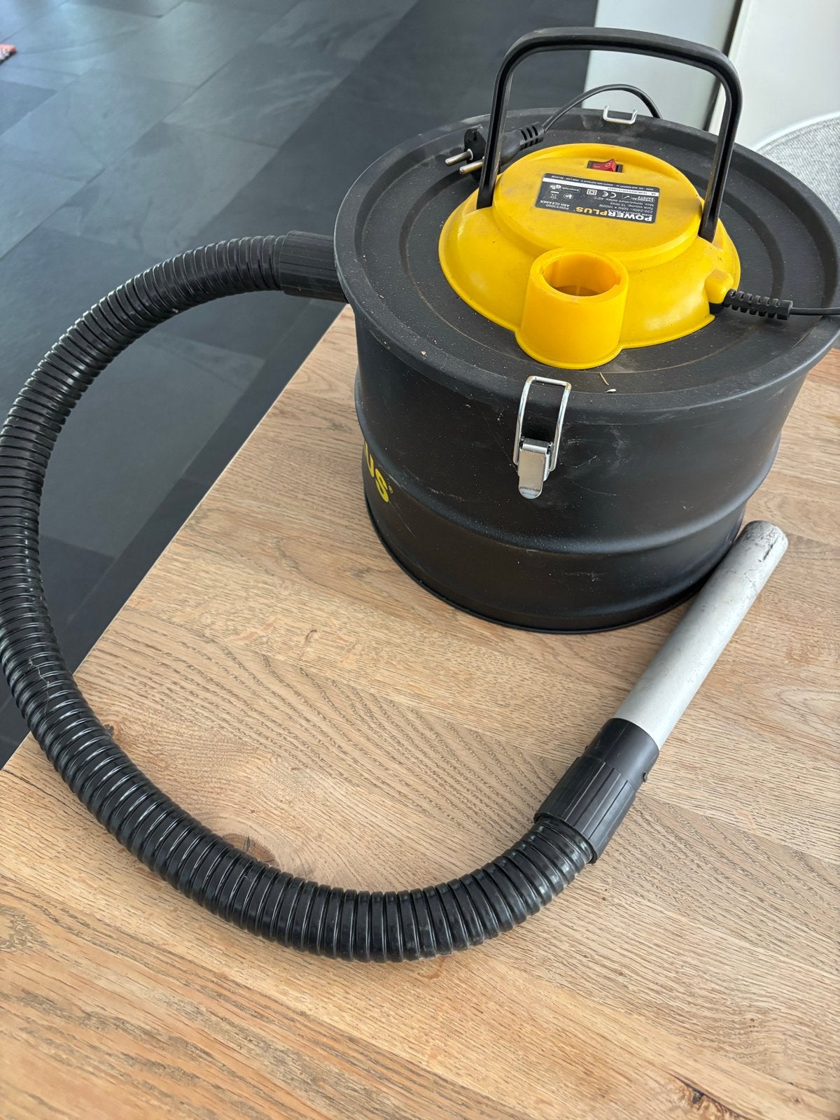 Powerplus POWX3000 Aszuiger - 1000W, 15L, Ophalen, Overige merken, Gebruikt, Industriële stofzuiger