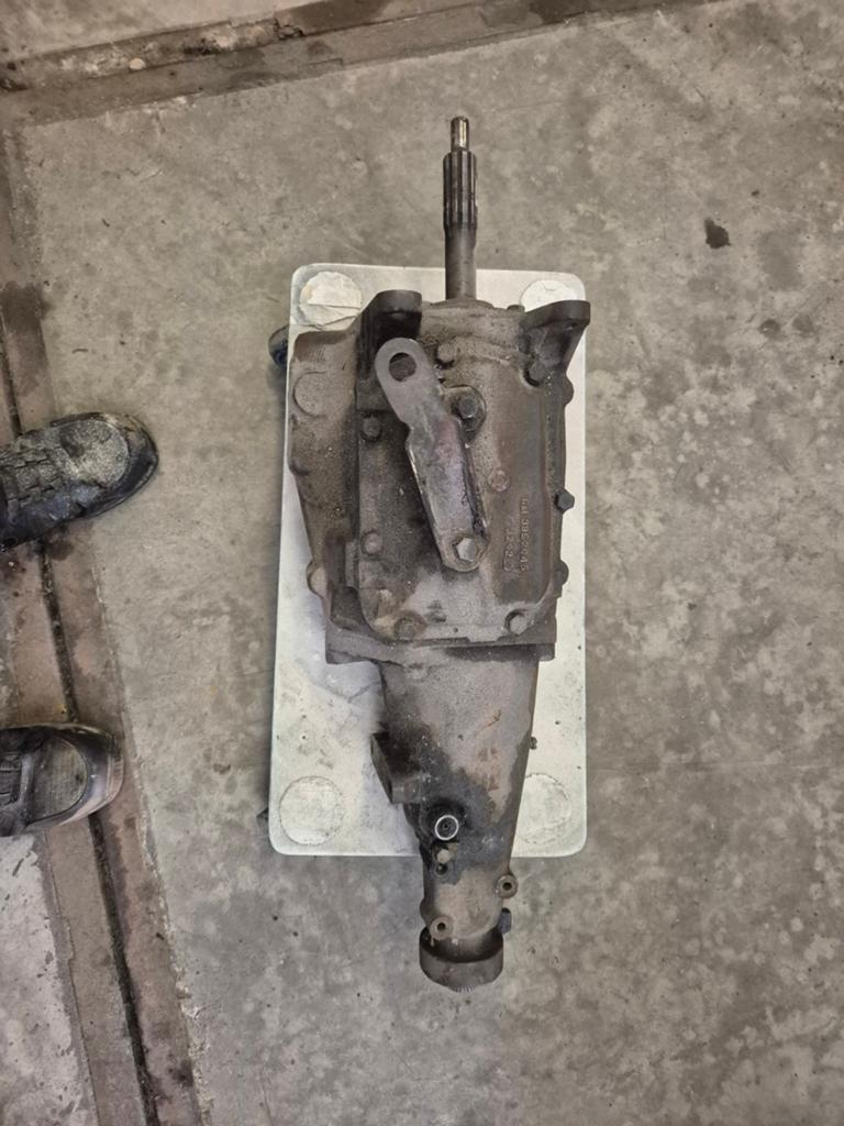 Chevrolet/pontiac Saginaw 3 speed., Ophalen, Chevrolet
