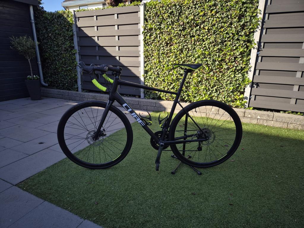 Cube attain racefiets, Fietsen en Brommers, Gebruikt, 57 cm of meer, Heren, Schijfrem