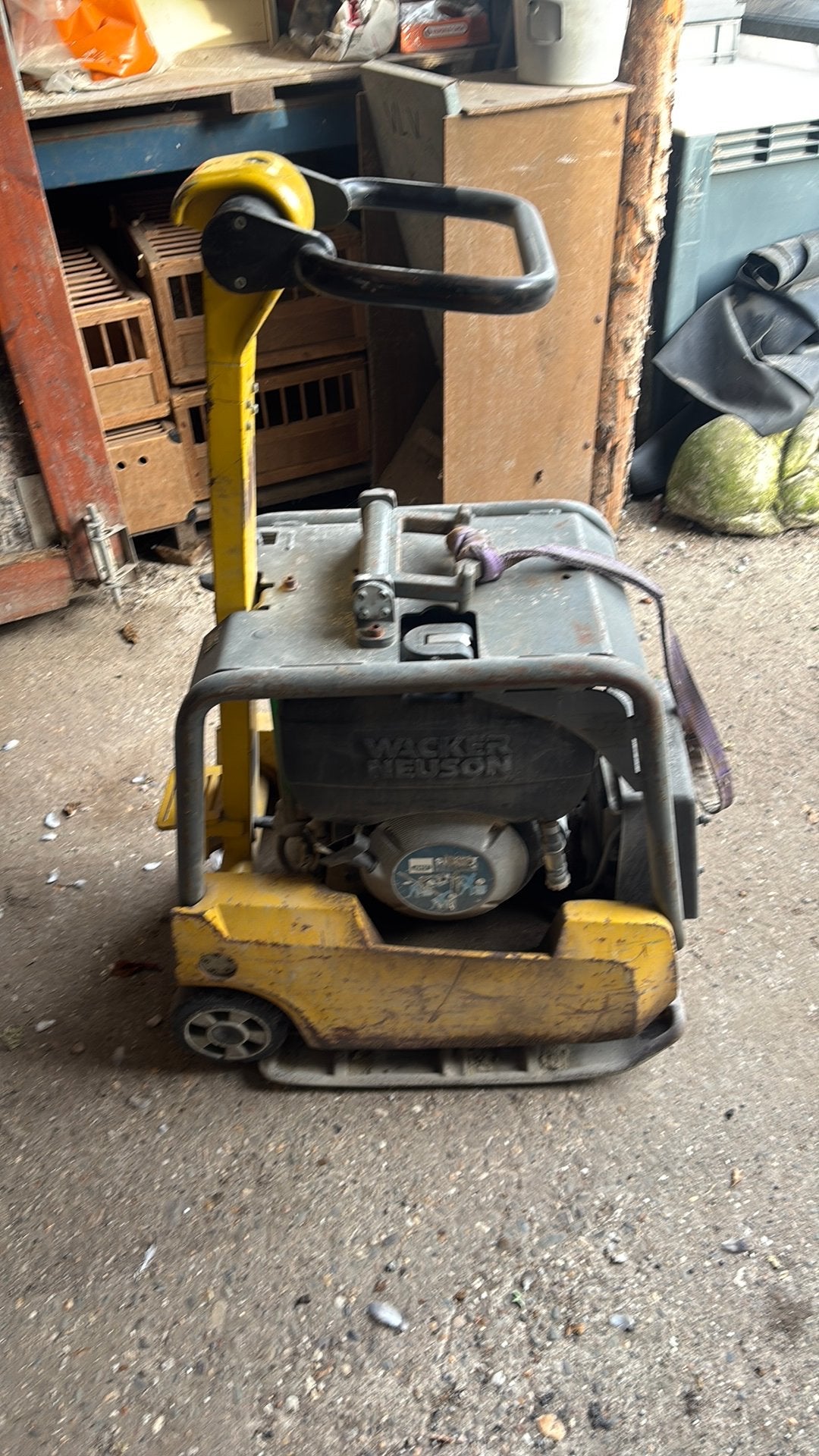 Wacker trilplaat, 1000 tot 2000 kg, Ophalen, Diesel