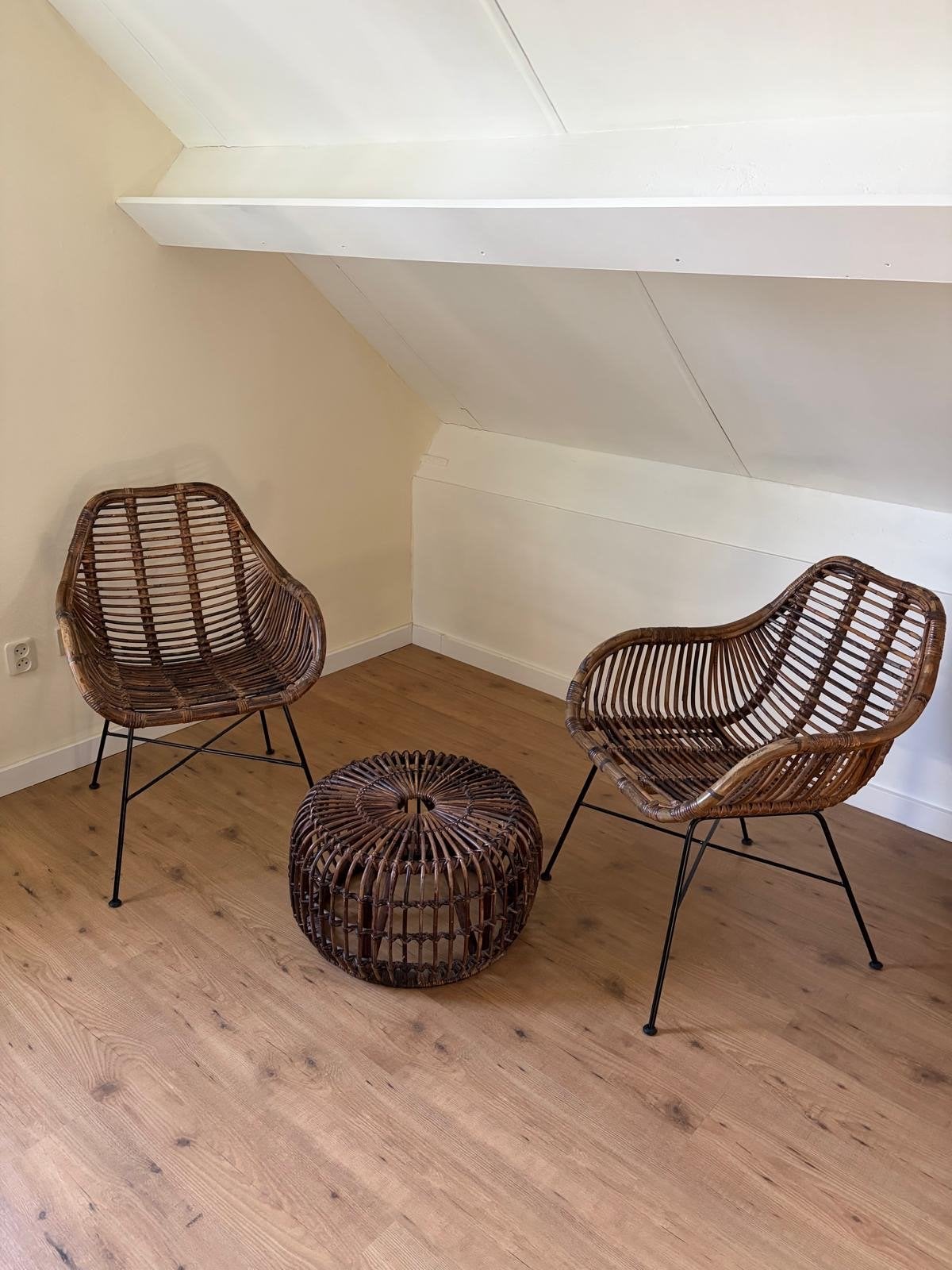 Rotan setje: 2 stoelen en 1 bijzettafel, Ophalen, Gebruikt, Twee, Bruin