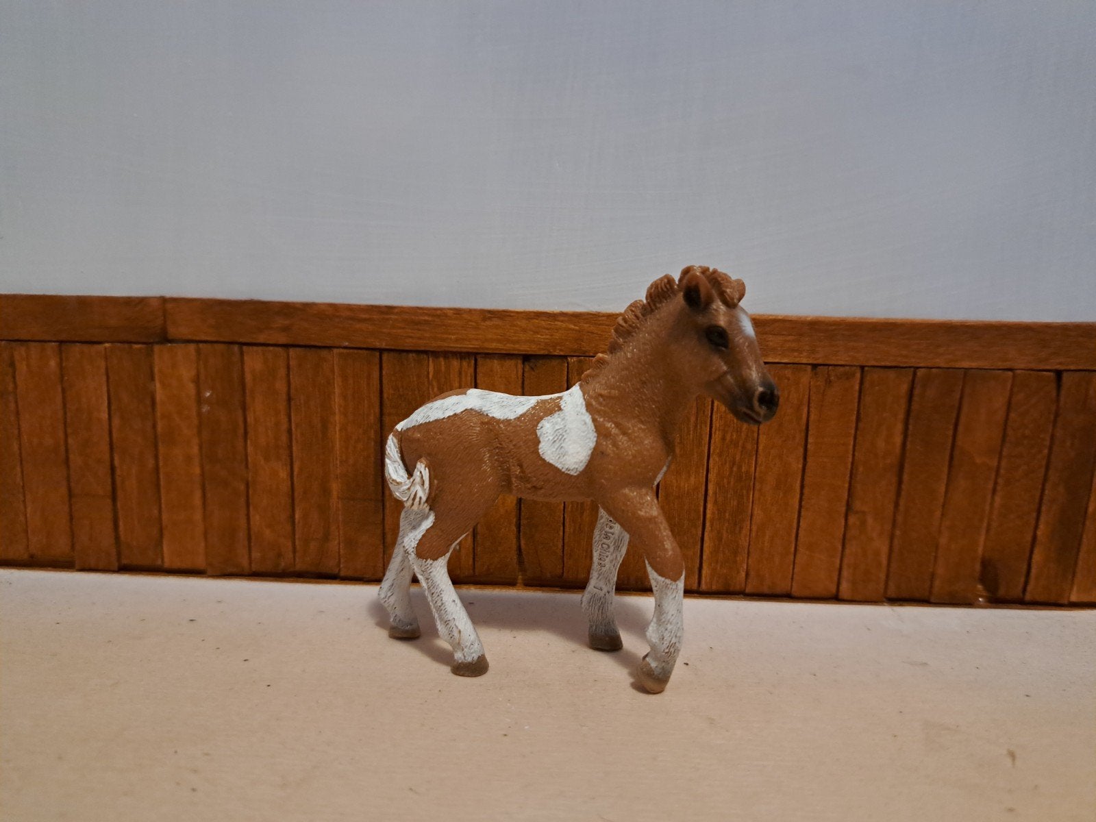 schleich exclusive ijslander veulen 41385, Ophalen of Verzenden, Zo goed als nieuw, Paard, Beeldje of Figuurtje