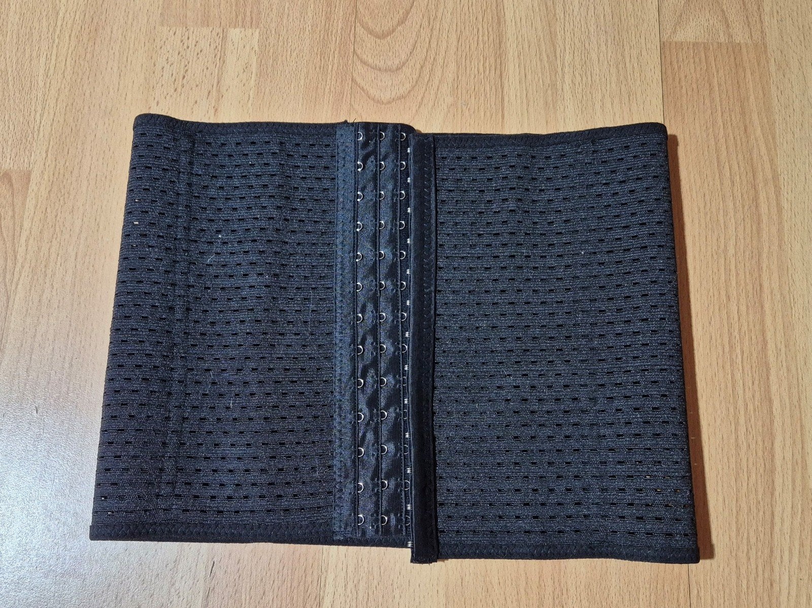 Nieuwe buikbrace. Lengte 67 cm, niet uitgerekt. Maat XL., Diversen, Braces, Ophalen of Verzenden, Nieuw