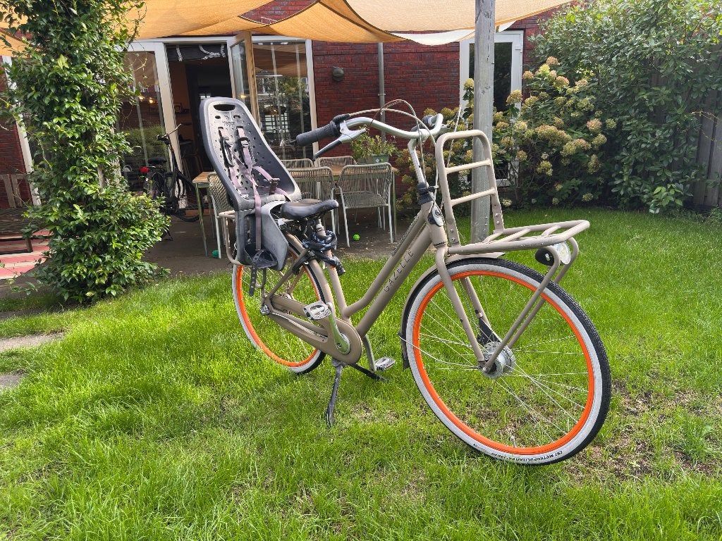 Foto 2 van Gazelle Transportfiets met Yepp zitje