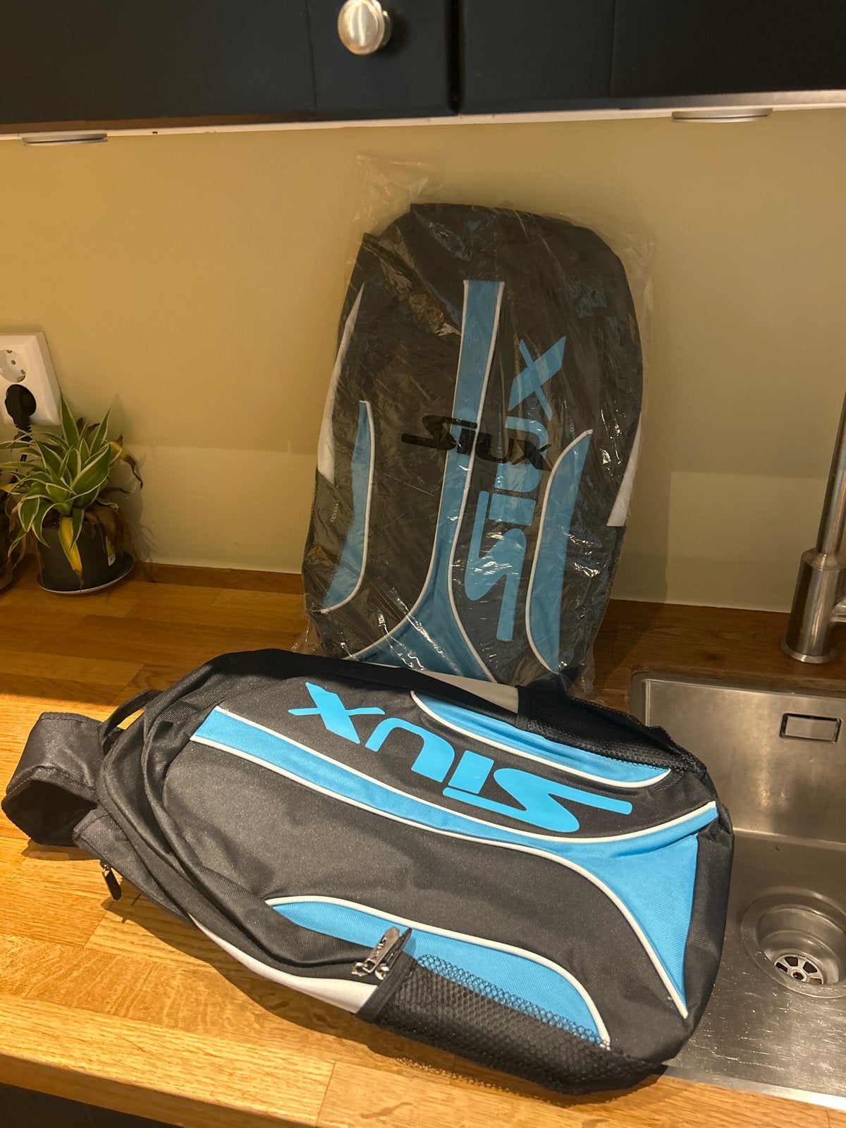 Nieuwe Siux Padel Tas - Zwart/Blauw, Ophalen, Nieuw, Padeltas