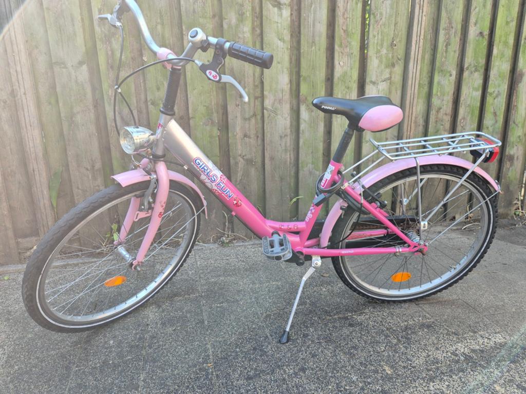 Roze meisjesfiets 'Girls Fun' 24 inch met handrem, Fietsen en Brommers, Fietsen | Meisjes, Ophalen of Verzenden