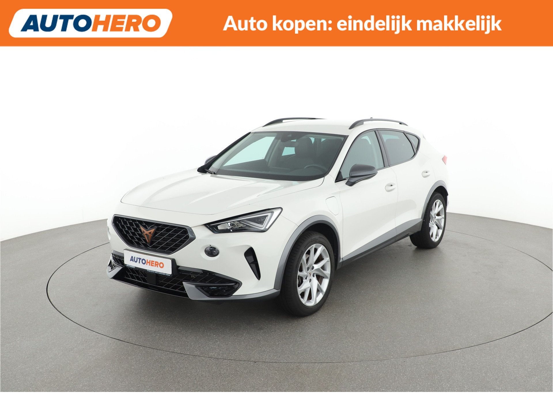 CUPRA Formentor 1.4 e-Hybrid Business |TC53935| (bj 2022), Auto's, Gebruikt, 4 cilinders, Leder en Stof, Wit