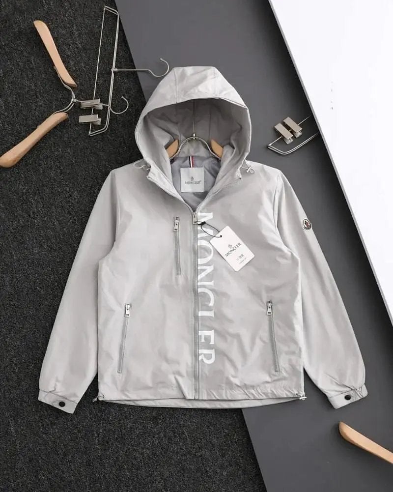 Moncler Windjack - Lichtgrijs met Capuchon, Verzenden, Nieuw, Maat 48/50 (M), Grijs