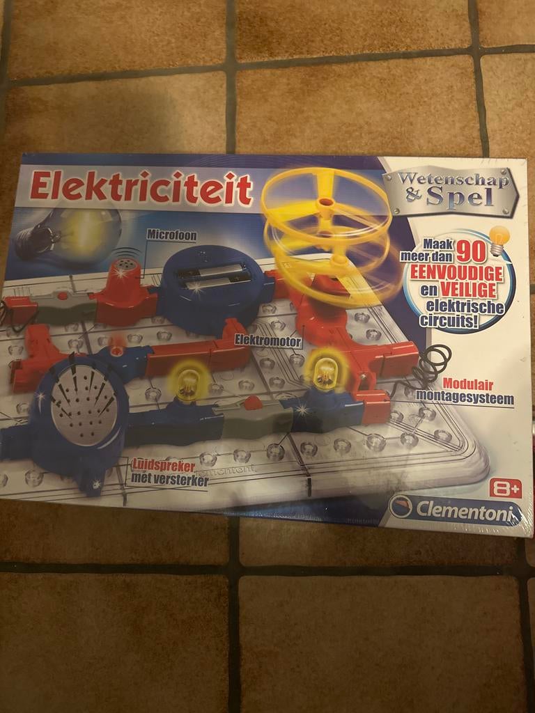 Clementoni Elektriciteit Wetenschap & Spel - 90+ circuits, Kinderen en Baby's, Speelgoed | Educatief en Creatief, Ophalen of Verzenden