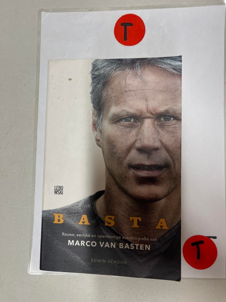 Basta - Rauwe autobiografie van Marco van Basten, Ophalen of Verzenden, Zo goed als nieuw