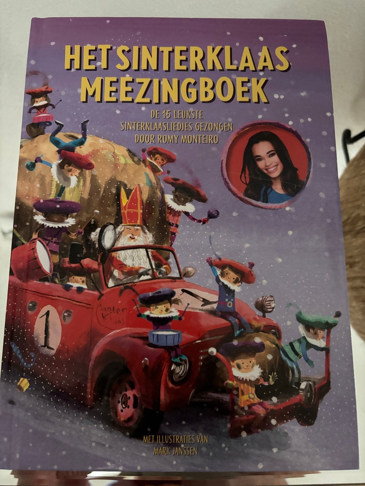 Het Sinterklaas Meezingboek - De 15 leukste Sinterklaasliedj, Ophalen of Verzenden, Gelezen