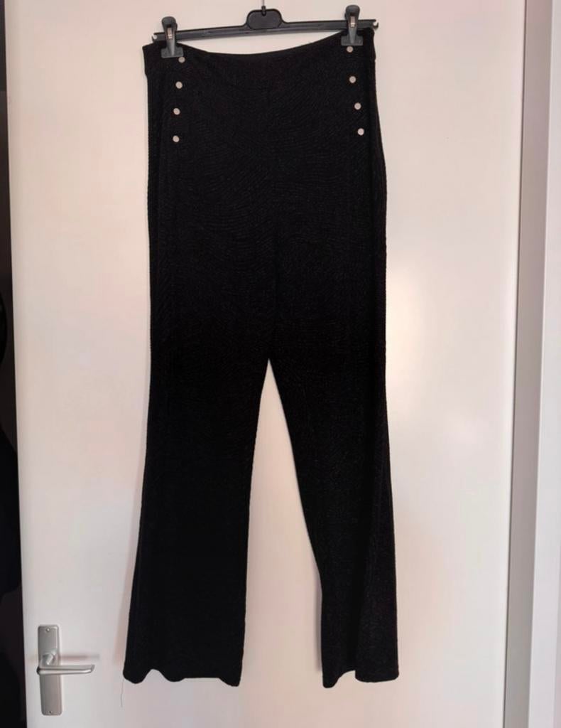 Aaiko Zwarte Zomerbroek – Subtiele Glitter – Maat L, Kleding | Dames, Broeken en Pantalons, Maat 38/40 (M), Verzenden, Zwart, Zo goed als nieuw
