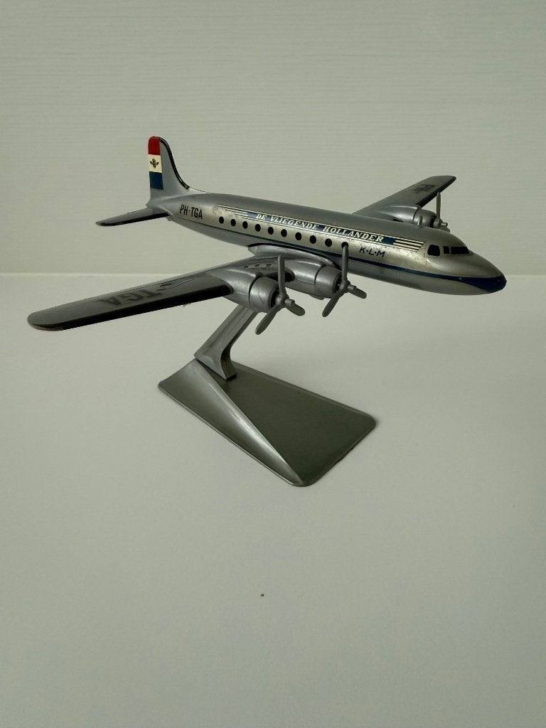 KLM Douglas DC-6A Liftmaster 1:200 schaalmodel, Ophalen of Verzenden, Zo goed als nieuw, Schaalmodel