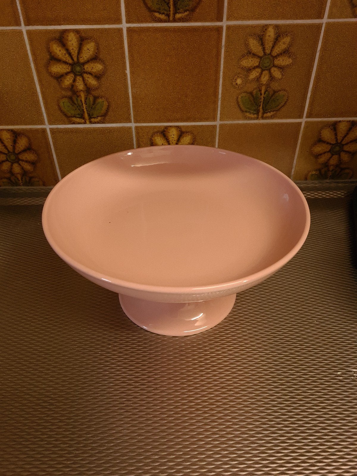 Vintage lichtroze keramieken schaal op voet - Retro jaren 80, Antiek en Kunst, Ophalen