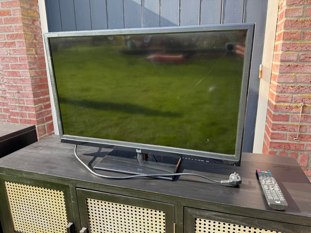 Dual 32" LED TV COMBO, Audio, Tv en Foto, Televisies, 50 Hz, 80 tot 100 cm, Zo goed als nieuw, Ophalen
