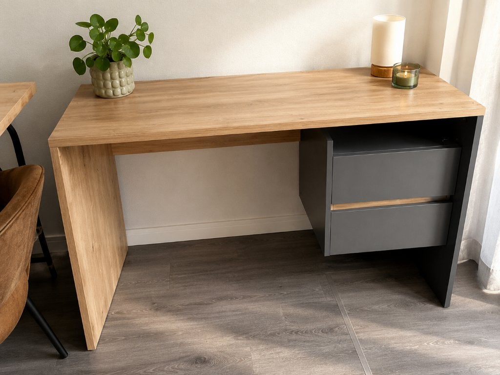 Modern bureau (zo goed als nieuw), Ophalen, Opbergruimte, Hout, Schoolbureau