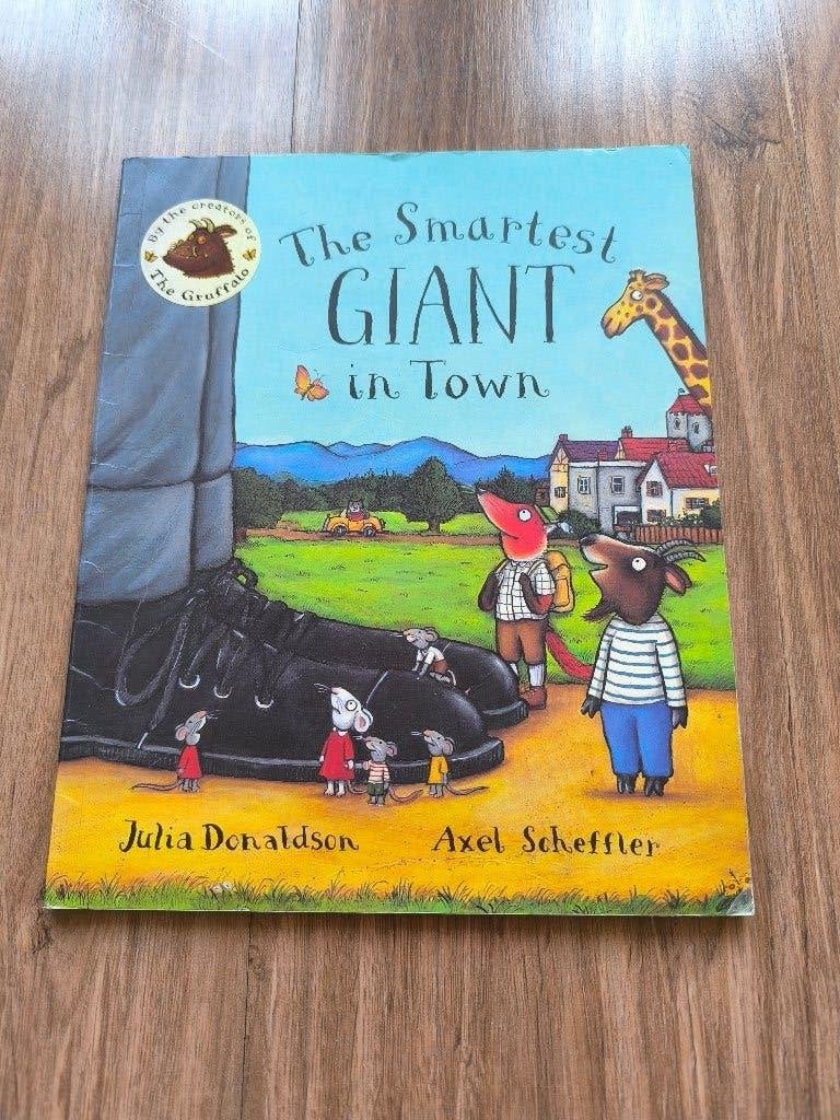 The Smartest Giant in Town - Julia Donaldson, Ophalen of Verzenden, Gelezen