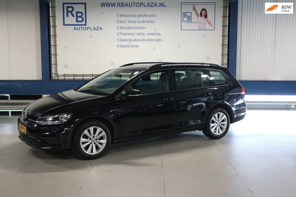 Volkswagen Golf Variant 1.0 TSI Comfortline Business 12 MAAN, Auto's, Volkswagen, Voorwielaandrijving, 1195 kg, Gebruikt, Euro 6