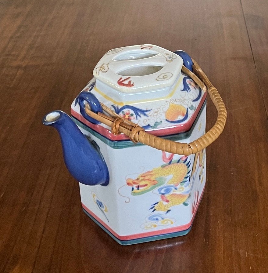 Chinese theepot, Huis en Inrichting, Keuken | Servies, Ophalen of Verzenden, Aardewerk, Overige stijlen, Overige typen