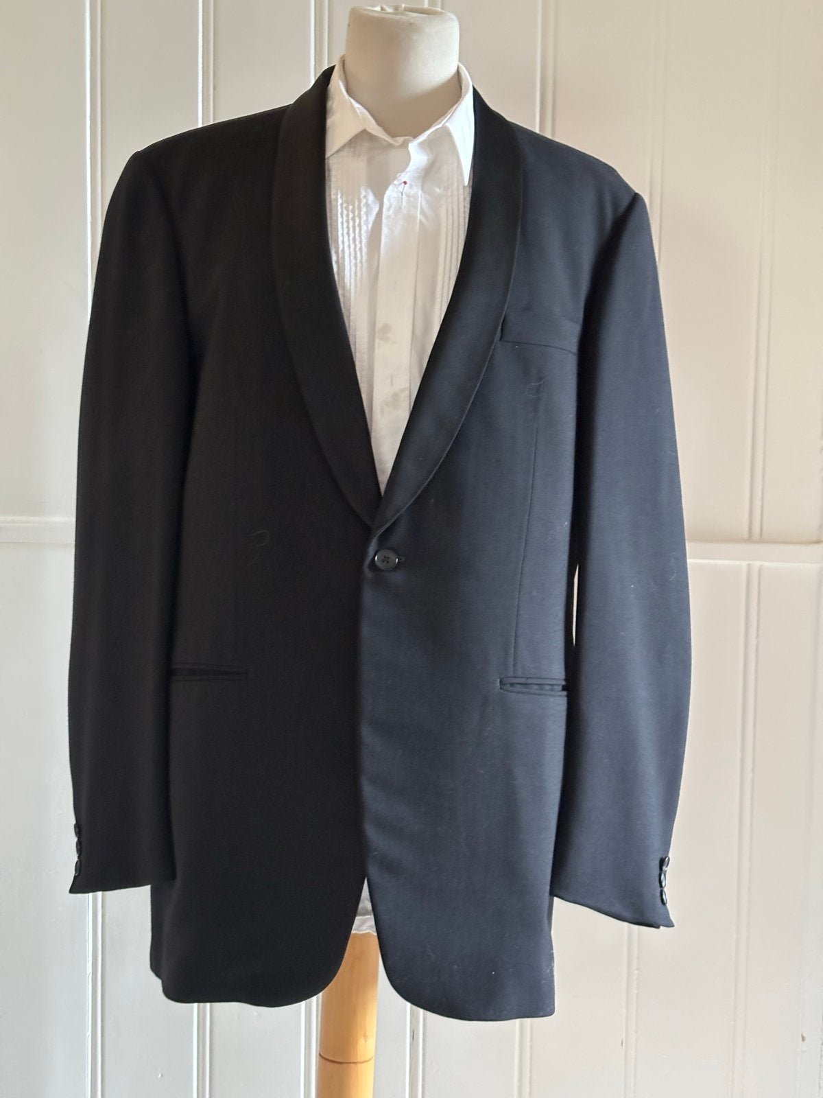 Vintage smoking van wol met smalle revers, maat 52, Kleding | Heren, Kostuums en Colberts, Ophalen, Gedragen, Zwart