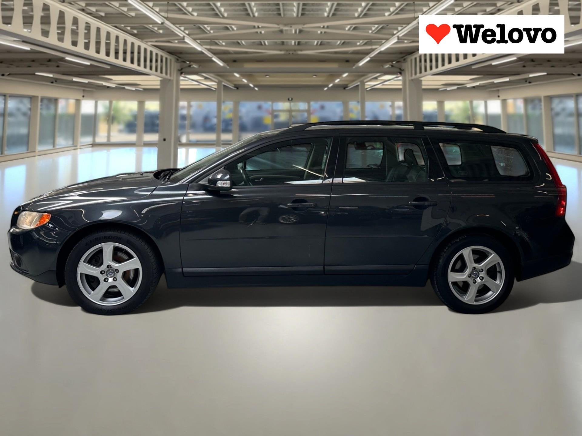 Volvo V70 2.5T Momentum Dealer onderhouden,Leder interieur,H, 1573 kg, 2521 cc, 93 €/maand, Euro 4