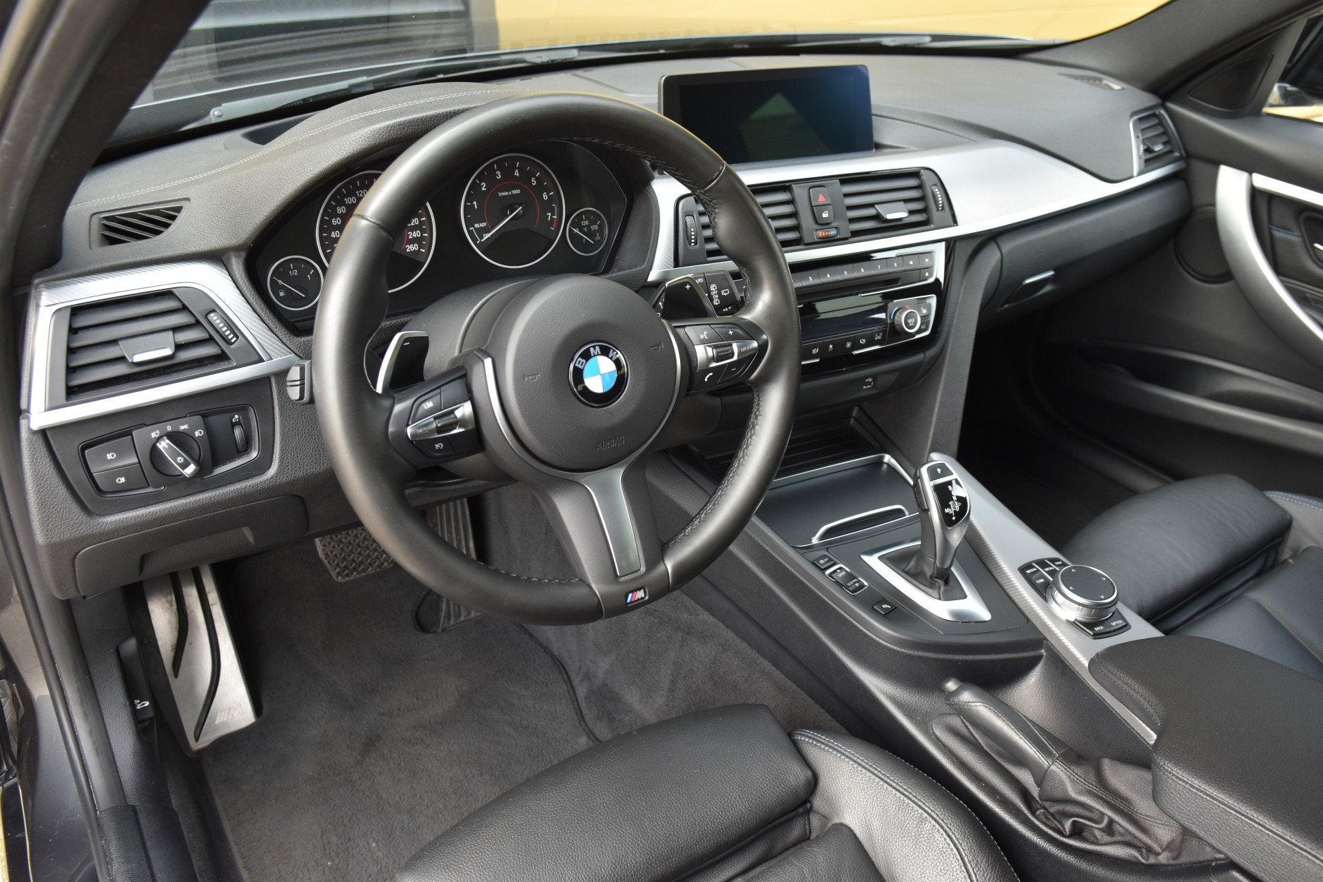BMW 3 Serie Touring 340i xDrive * M-Sport * Trekhaak * Apple, Auto's, BMW, Met garantie (alle), Leder, Vierwielaandrijving, 2998 cc
